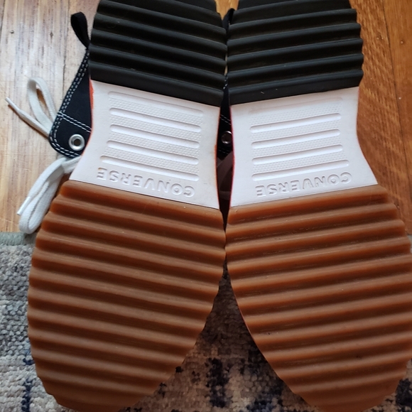 Converse - Picture 4 of 5